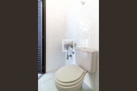 Casa para alugar com 193m², 3 quartos e 2 vagasBanheiro de Serviço