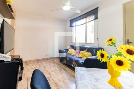 Sala de apartamento para alugar com 2 quartos, 56m² em Guarapiranga, São Paulo