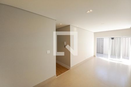 Sala de casa para alugar com 3 quartos, 130m² em Glória, Belo Horizonte
