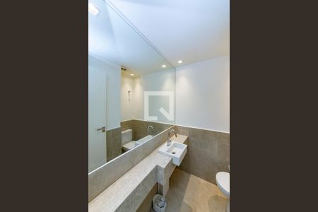 Apartamento à venda com 102m², 2 quartos e 2 vagasLavabo