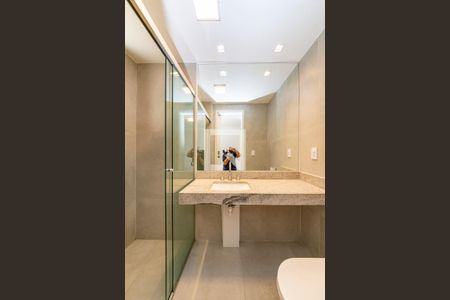 Apartamento à venda com 102m², 2 quartos e 2 vagasBanheiro da Suíte 1