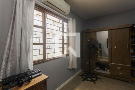 Quarto 1 de casa para alugar com 3 quartos, 80m² em Jardim Itu Sabará, Porto Alegre