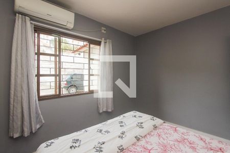 Quarto 2 de casa para alugar com 3 quartos, 80m² em Jardim Itu Sabará, Porto Alegre
