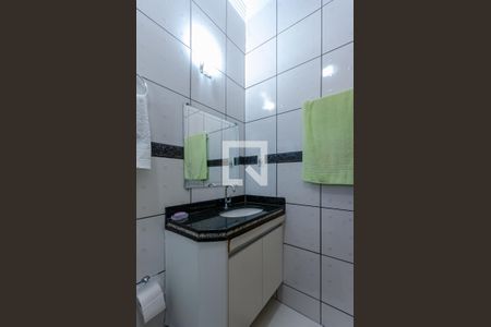 Banheiro Suíte de casa à venda com 3 quartos, 150m² em Minas Caixa, Belo Horizonte
