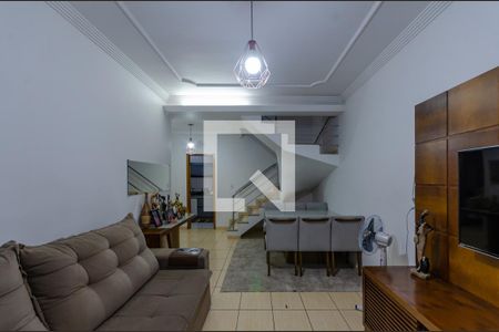 Sala de casa à venda com 3 quartos, 150m² em Minas Caixa, Belo Horizonte