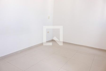 Quarto 2 de apartamento para alugar com 2 quartos, 49m² em Jardim Miriam, São Paulo