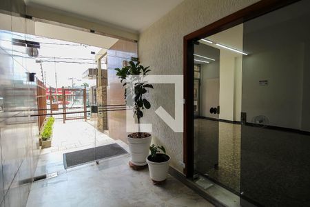Apartamento à venda com 170m², 3 quartos e 1 vaga Apartamento à venda com 170m², 3 quartos e 1 vagaHall de entrada