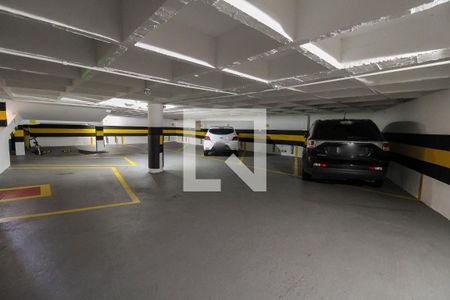 Apartamento à venda com 170m², 3 quartos e 1 vaga Apartamento à venda com 170m², 3 quartos e 1 vagaGaragem