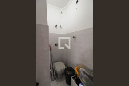 Apartamento à venda com 170m², 3 quartos e 1 vaga Apartamento à venda com 170m², 3 quartos e 1 vagaBanheiro de serviço