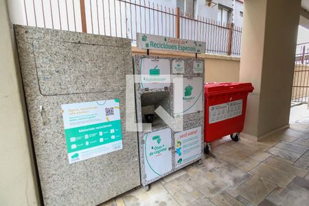 Apartamento à venda com 170m², 3 quartos e 1 vaga Apartamento à venda com 170m², 3 quartos e 1 vagaCentral de Recicláveis