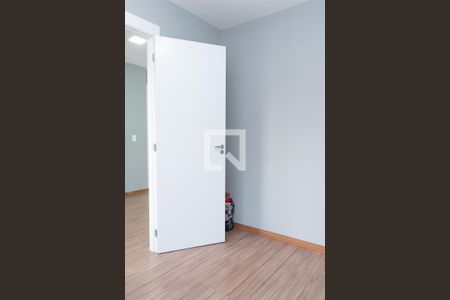 Quarto 2 de apartamento para alugar com 2 quartos, 37m² em Vila das Bandeiras, Guarulhos