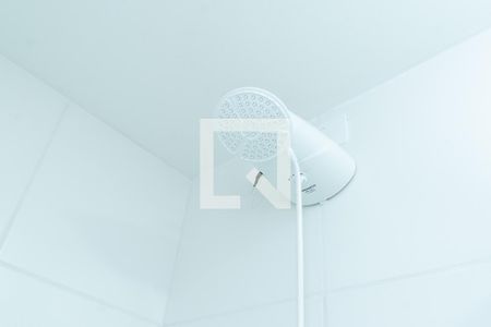 Banheiro de apartamento para alugar com 2 quartos, 37m² em Vila das Bandeiras, Guarulhos
