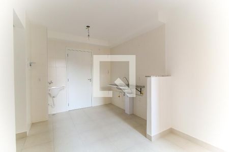 Sala/Cozinha de apartamento para alugar com 2 quartos, 33m² em Itaquera, São Paulo