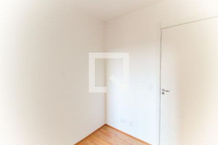 Quarto 1 de apartamento para alugar com 2 quartos, 33m² em Itaquera, São Paulo