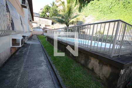 Apartamento para alugar com 130m², 2 quartos e 1 vagaÁrea comum - Piscina