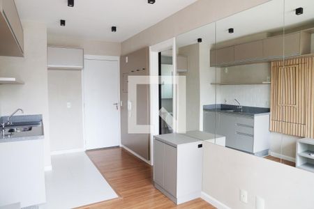 Sala de kitnet/studio para alugar com 1 quarto, 28m² em República, São Paulo