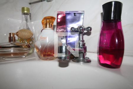 Casa à venda com 90m², 3 quartos e 2 vagasBanheiro da Suíte