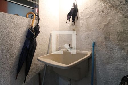 Casa à venda com 90m², 3 quartos e 2 vagasÁrea de Serviço