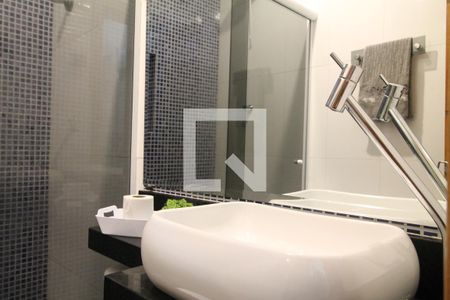 Casa à venda com 90m², 3 quartos e 2 vagasBanheiro Social