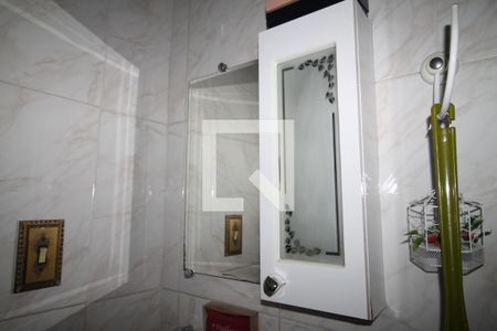 Casa à venda com 90m², 3 quartos e 2 vagasBanheiro da Suíte