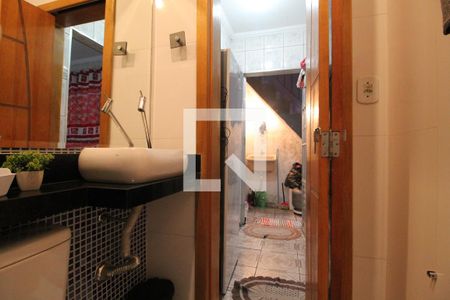 Casa à venda com 90m², 3 quartos e 2 vagasBanheiro Social