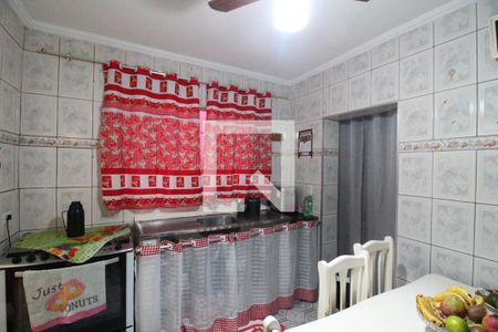 Casa à venda com 90m², 3 quartos e 2 vagasCozinha