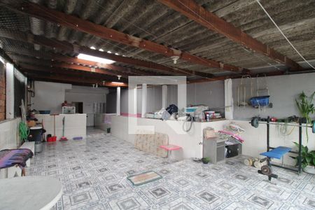 Casa à venda com 90m², 3 quartos e 2 vagasQuintal