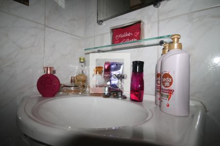 Casa à venda com 90m², 3 quartos e 2 vagasBanheiro da Suíte