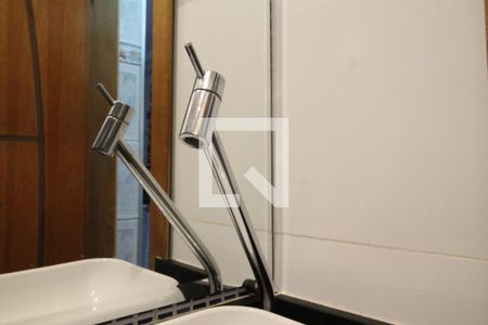 Casa à venda com 90m², 3 quartos e 2 vagasBanheiro Social