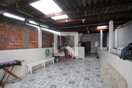 Casa à venda com 90m², 3 quartos e 2 vagasQuintal