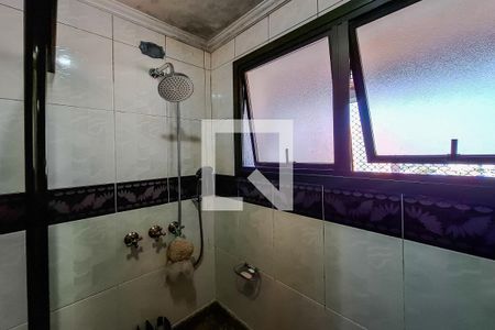 Apartamento à venda com 175m², 4 quartos e 3 vagasBanheiro quarto 3 suite