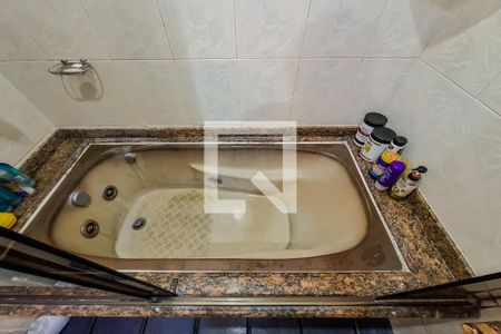 Apartamento à venda com 175m², 4 quartos e 3 vagasBanheiro quarto 3 suite