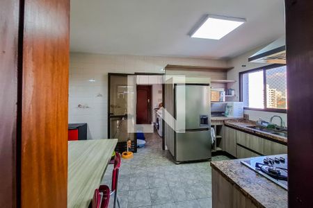Apartamento à venda com 175m², 4 quartos e 3 vagascozinha