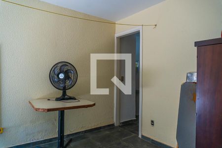 Casa à venda com 380m², 4 quartos e 4 vagasQuarto de Serviço