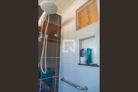 Casa à venda com 380m², 4 quartos e 4 vagasBanheiro da Suíte 1