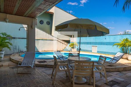 Casa à venda com 380m², 4 quartos e 4 vagasQuintal