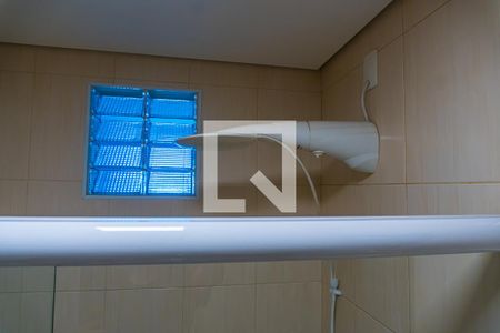 Casa à venda com 380m², 4 quartos e 4 vagasBanheiro Social