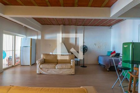 Casa à venda com 380m², 4 quartos e 4 vagasSalão