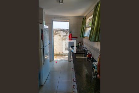 Casa à venda com 380m², 4 quartos e 4 vagasCozinha