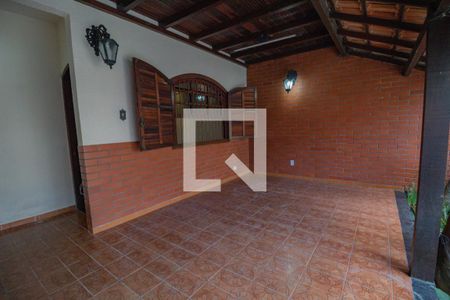 Casa à venda com 179m², 2 quartos e 5 vagasVaranda