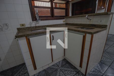Casa à venda com 179m², 2 quartos e 5 vagasCozinha 