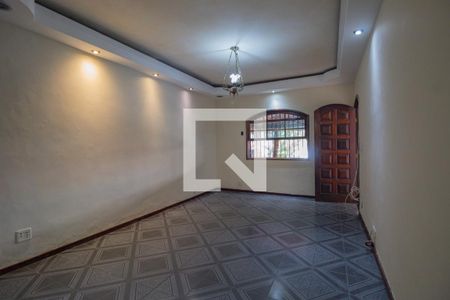 Casa à venda com 179m², 2 quartos e 5 vagasSala 