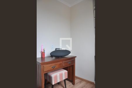 Apartamento para alugar com 78m², 2 quartos e 1 vagaEscritório