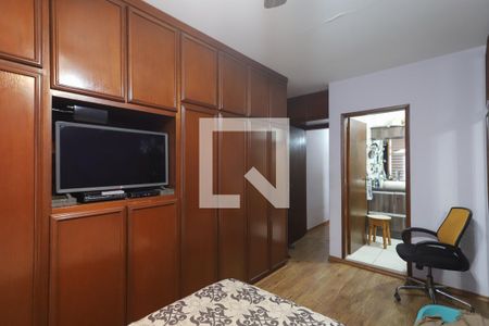 Casa para alugar com 156m², 3 quartos e 4 vagas Casa para alugar com 156m², 3 quartos e 4 vagasSuíte