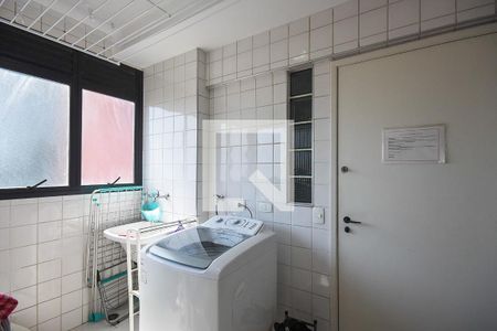 Apartamento à venda com 140m², 3 quartos e 2 vagasÁrea de serviço