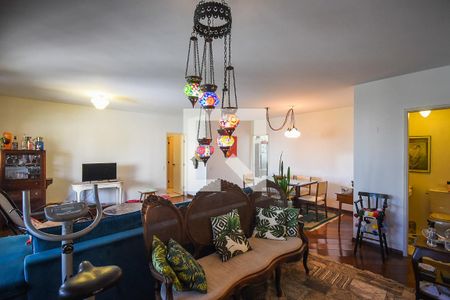 Sala de apartamento à venda com 3 quartos, 140m² em Lar São Paulo, São Paulo