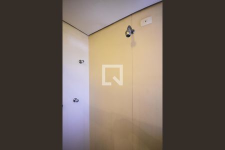 Apartamento à venda com 140m², 3 quartos e 2 vagasChuveiro do banheiro