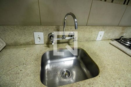 Apartamento à venda com 56m², 2 quartos e 1 vaga Apartamento à venda com 56m², 2 quartos e 1 vagaCozinha