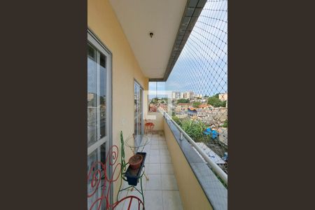 Apartamento à venda com 120m², 2 quartos e 2 vagas Apartamento à venda com 120m², 2 quartos e 2 vagasVaranda