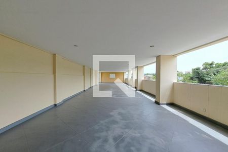 Apartamento à venda com 120m², 2 quartos e 2 vagas Apartamento à venda com 120m², 2 quartos e 2 vagasÁrea comum - Salão de festas